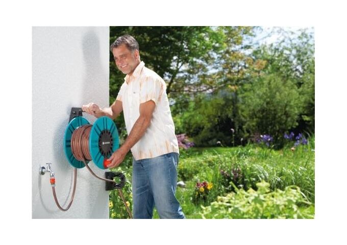 Gardena Classic Wand-Schlauchtrommel 60, mit Schlauchführu